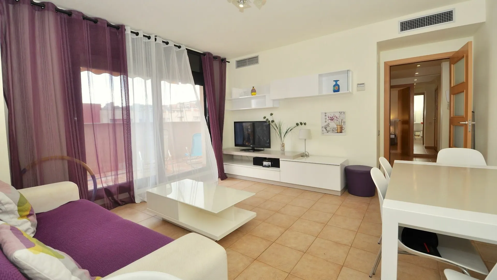 Contatos de Apartment Arigata